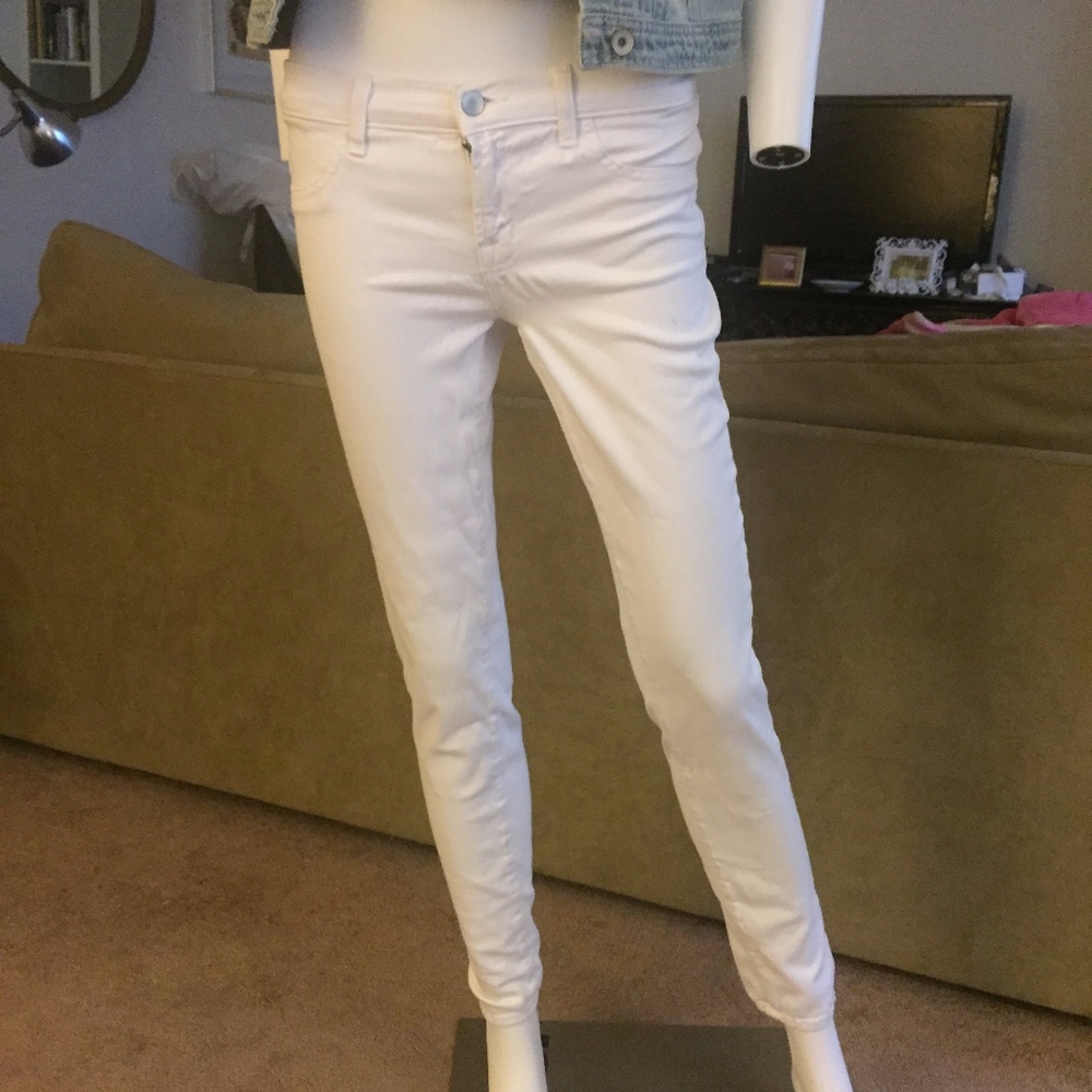 NWOT AUTHENTIC  J Brand White Denim Skinny Jeans
